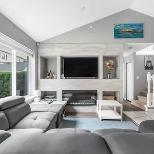  Holiday home Stylish Dual Bedroom In Van West