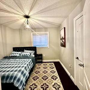 Deluxe Double Ii- Hazel Stays , Mississauga Canada