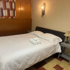  Homestay Cozy Guest Close To Downtown Sights & Subway Station